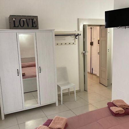 Appartamento Aurora Bari Bagian luar foto