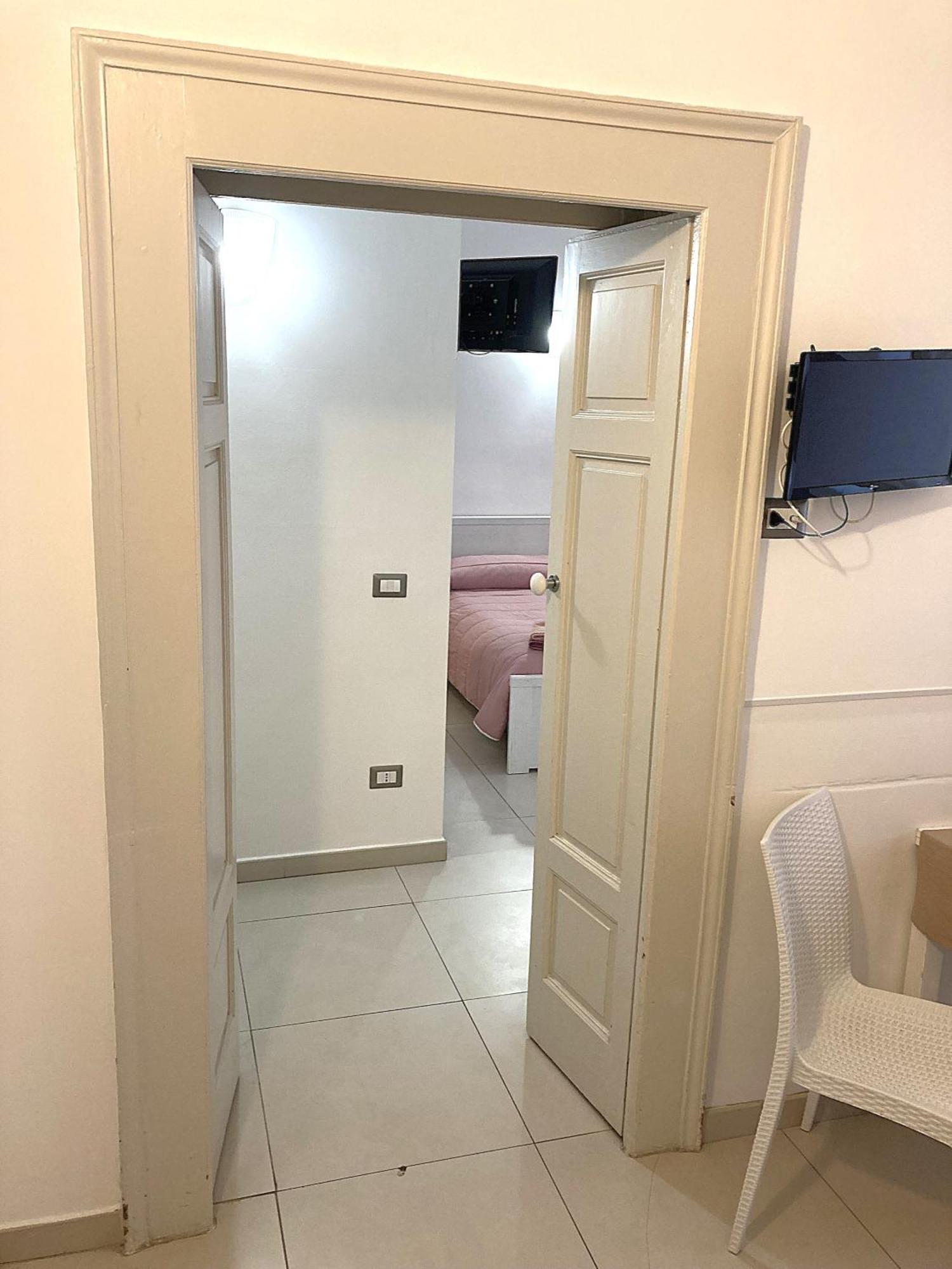 Appartamento Aurora Bari Bagian luar foto